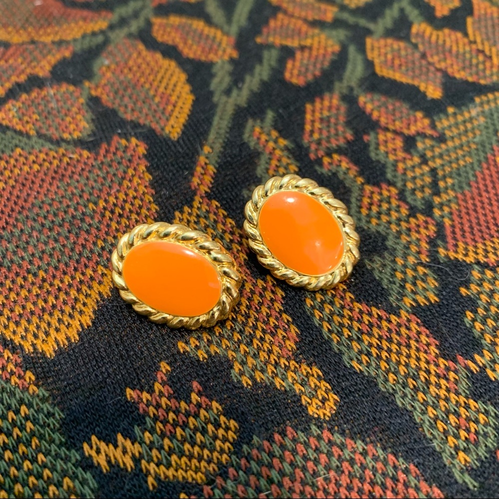 Stud Earrings - Picture 2 of 5